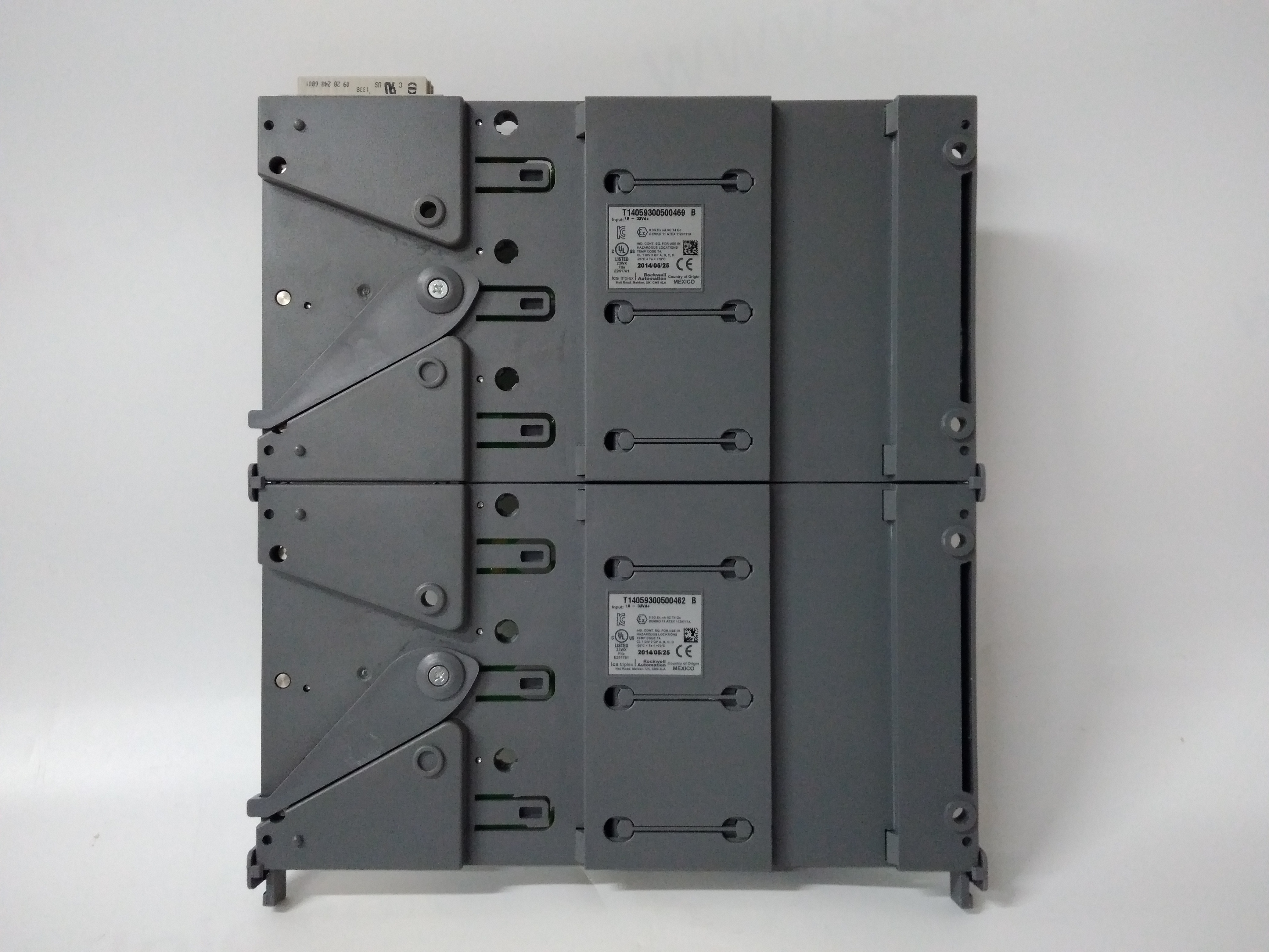 9300 9832 9802 ICS TRIPLEX 處理模擬信號的集成電路