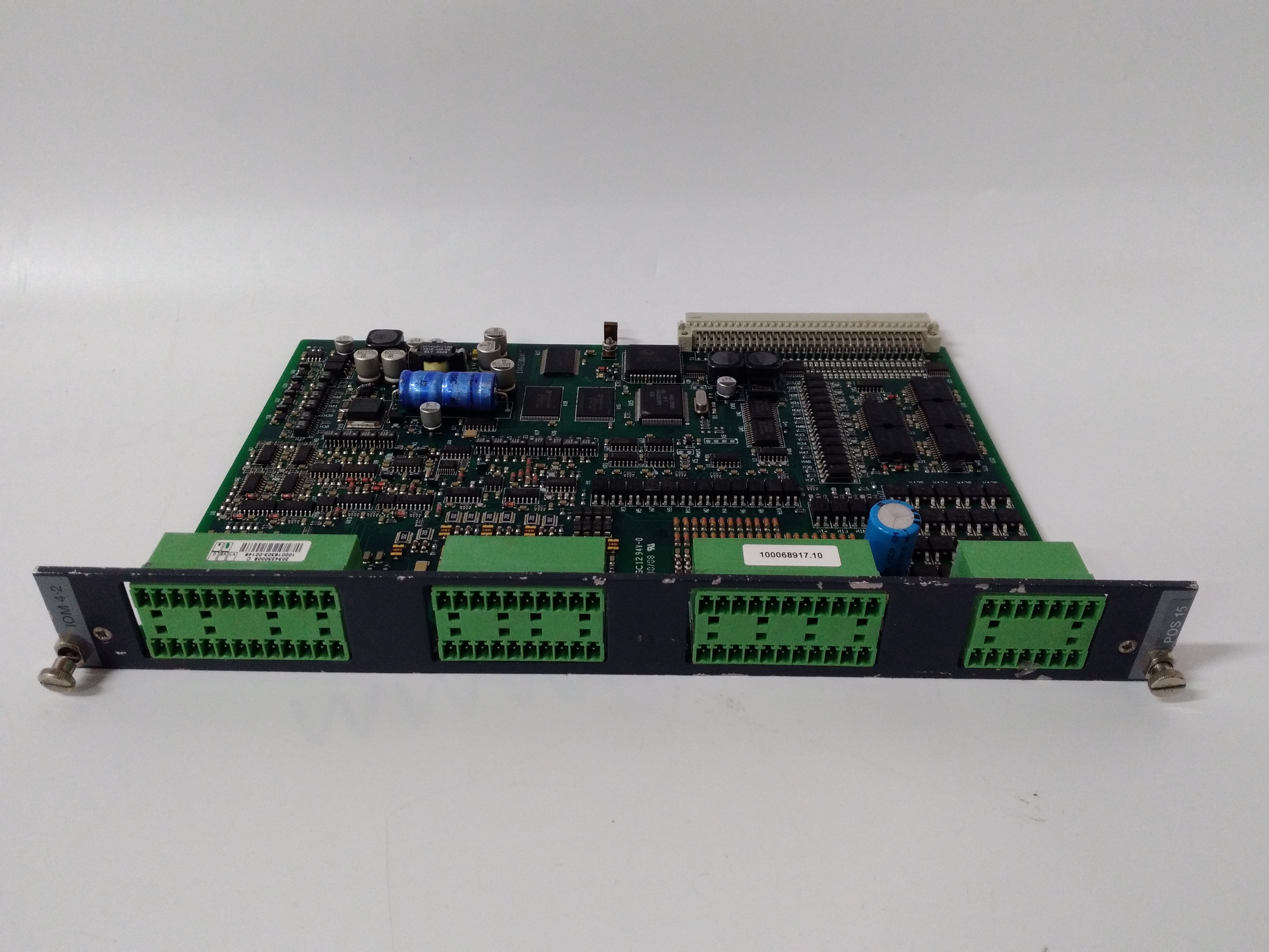 IOM4.2 2044230041E 2044230040H DEIF 輸入/輸出模塊