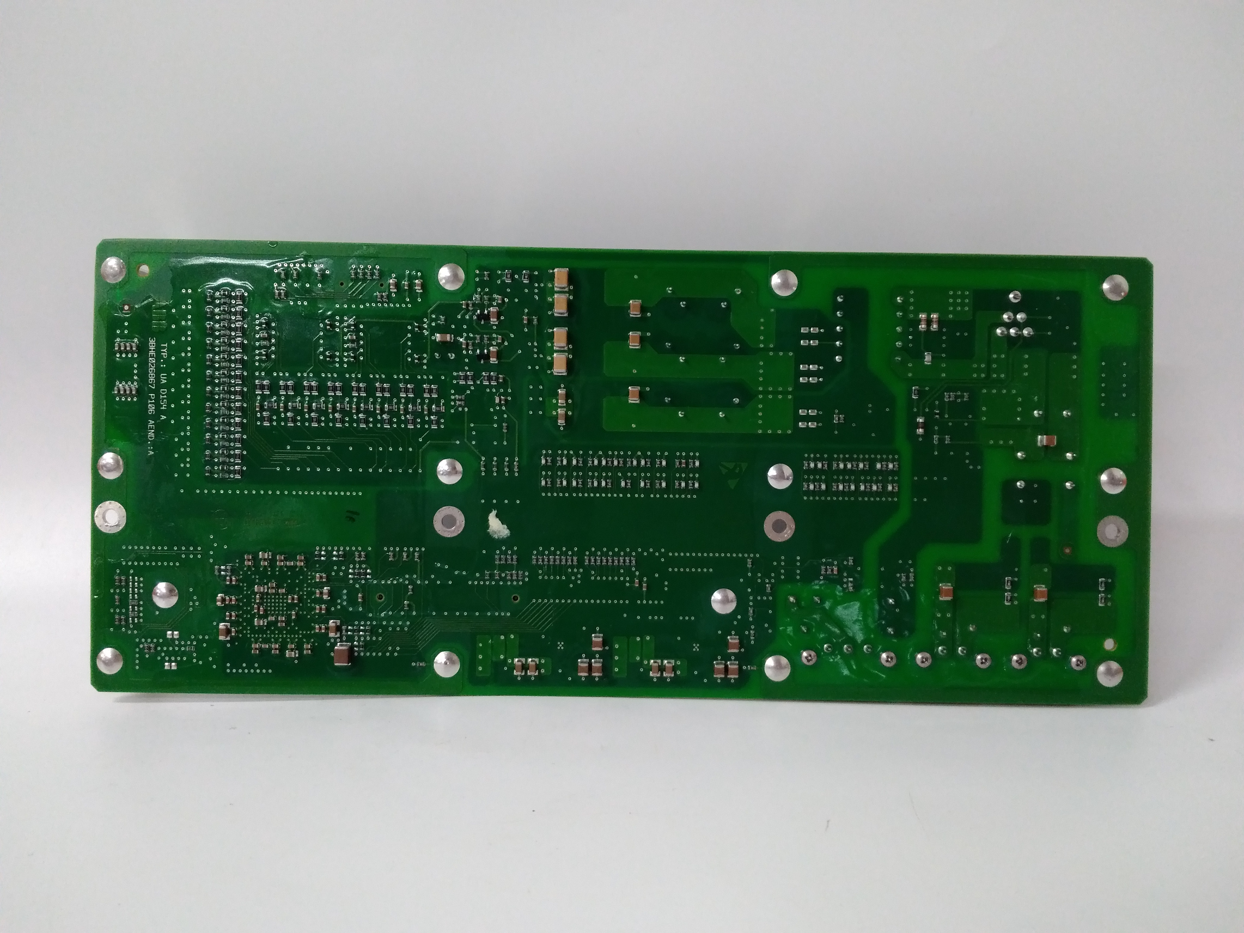 UAD154A 3BHE026866R0101 ABB 變頻器驅(qū)動板