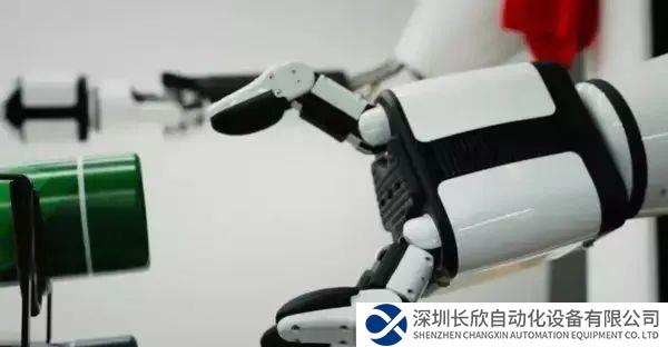 騰訊公布機(jī)器人技術(shù)研究成果 擬人機(jī)械臂首次亮相！