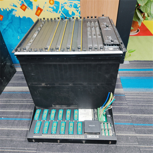 TRICONEX 8111 機(jī)架