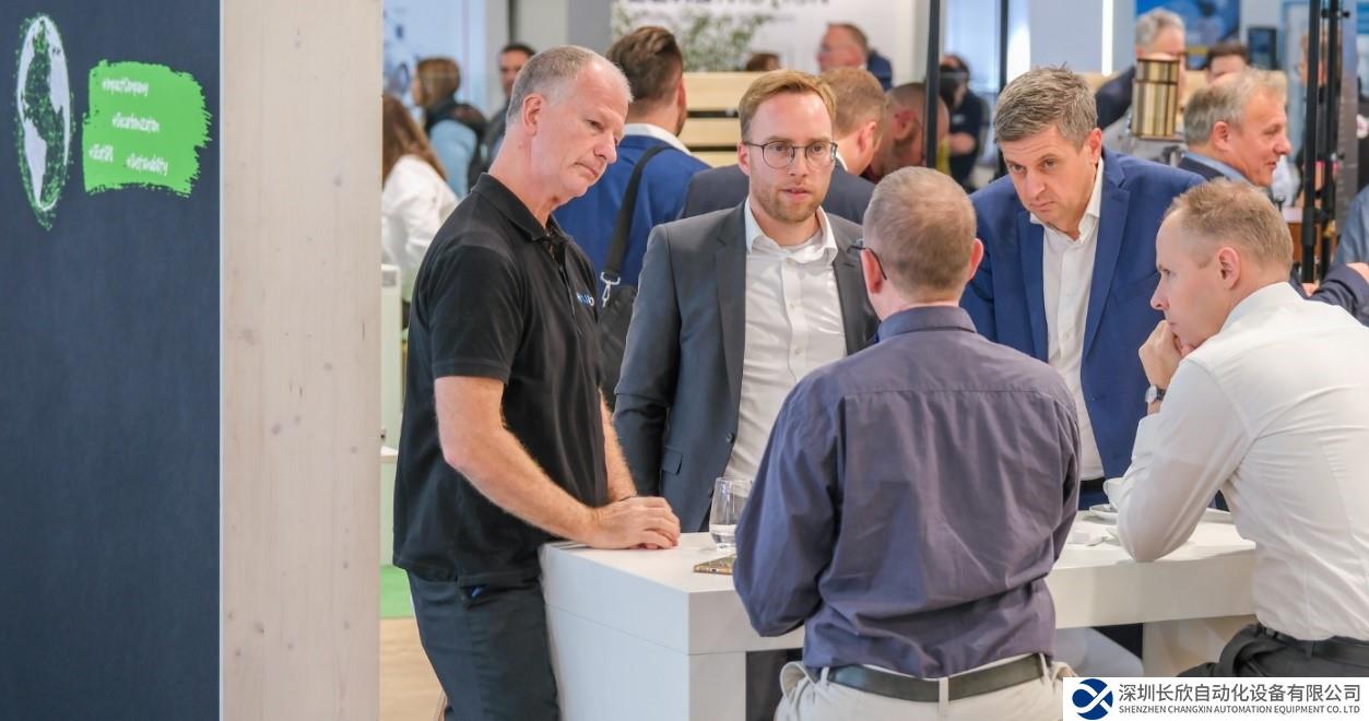 施耐德電氣攜手Hailo Technologies，以AI技術(shù)賦能工業(yè)自動化