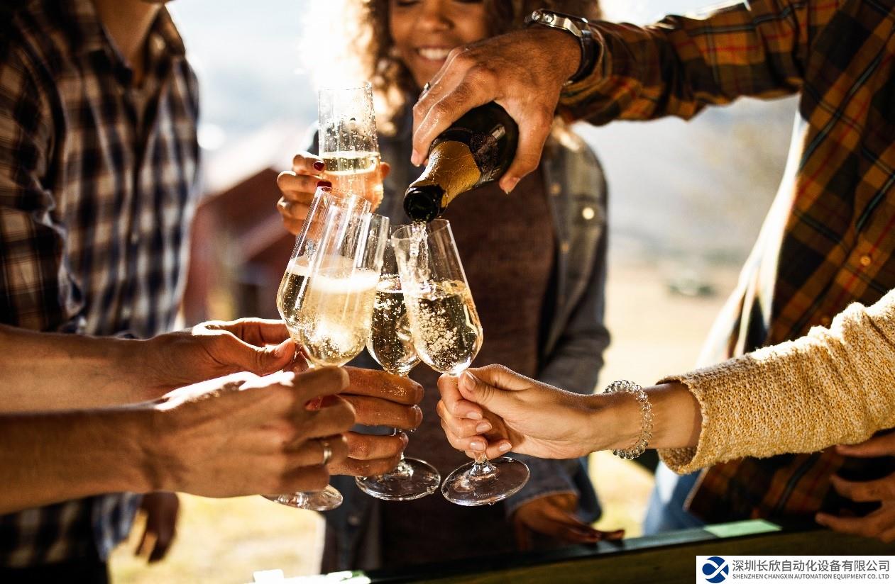 舌尖上的守護(hù)者：解鎖醇香科技，干了這杯“數(shù)字化”的酒