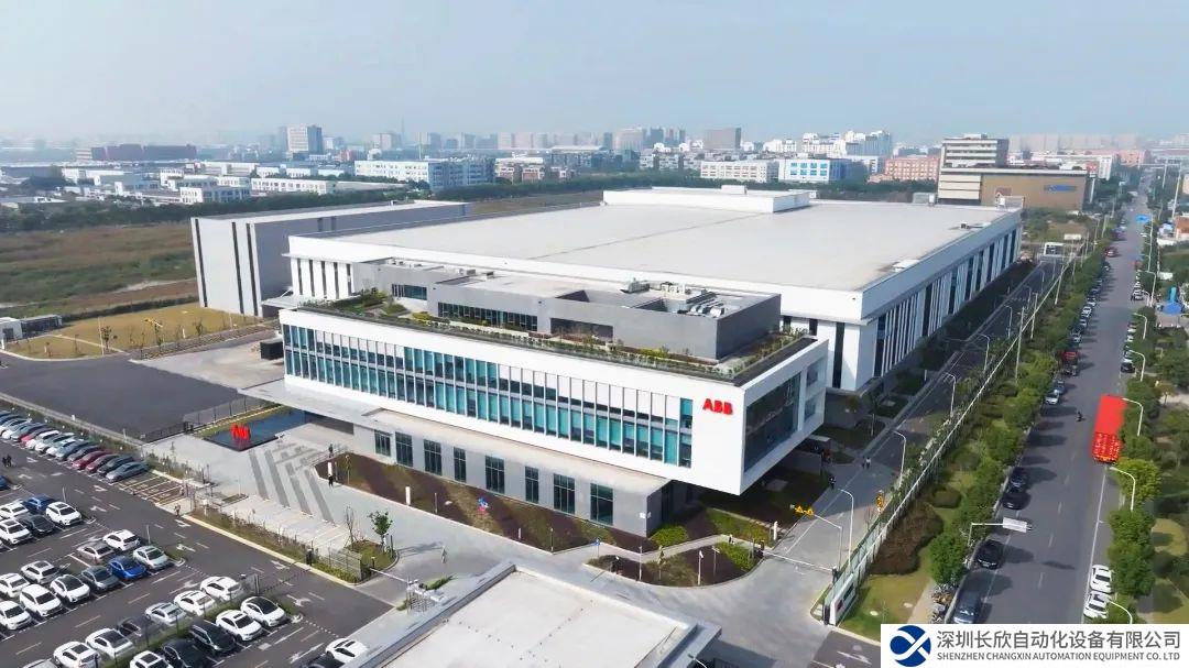 獻(xiàn)力高端制造，ABB電氣為機(jī)器人超級(jí)工廠提供數(shù)字化配電解決方案