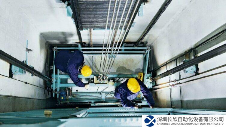 皮爾磁：小型控制器PNOZmulti 2確保升降無憂！