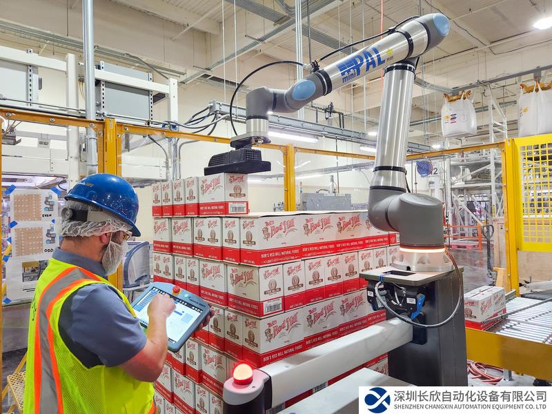 加碼AI，優(yōu)傲大負(fù)載協(xié)作機(jī)器人持續(xù)革新敏捷制造