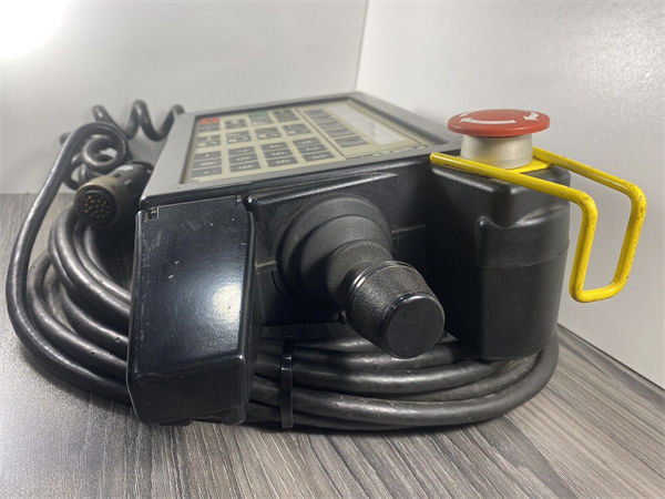 ABB YB560100-EA S3 2.jpg